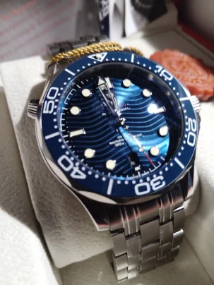 reloj omega dial azul 300m