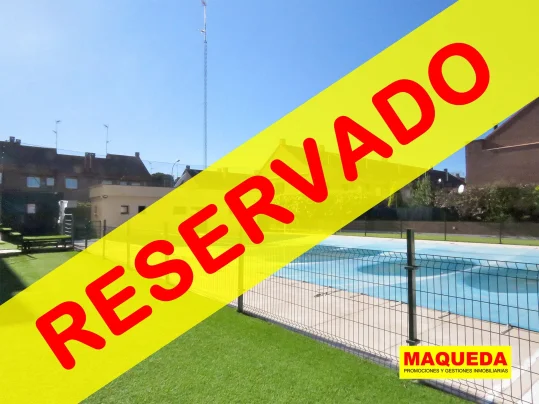 Foto chalet pareado en prado santo domingo, alcorcón