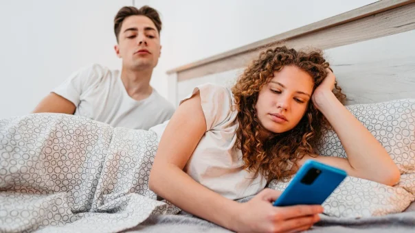Foto como espiar las llamadas y mensajes de whats