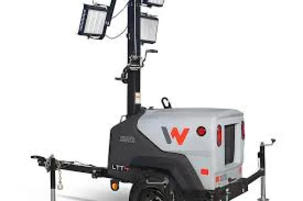 Foto maquinarias para iluminación-torres de luz wacker neuson ifamsa