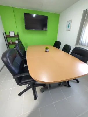Foto sala juntas por hora en viveros de la loma